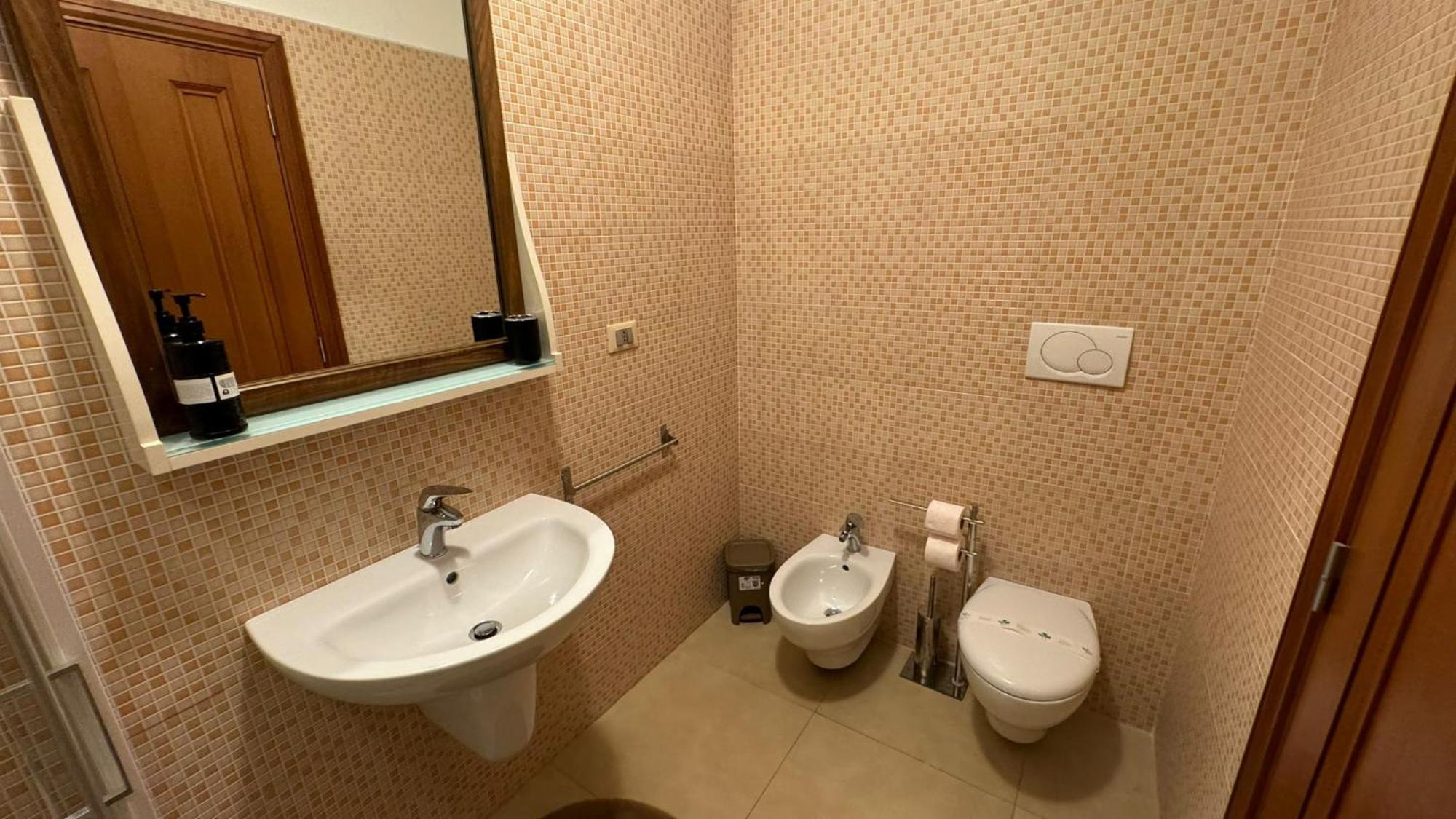 Appartamento Fontanella Deluxe บรินดิซิ ภายนอก รูปภาพ