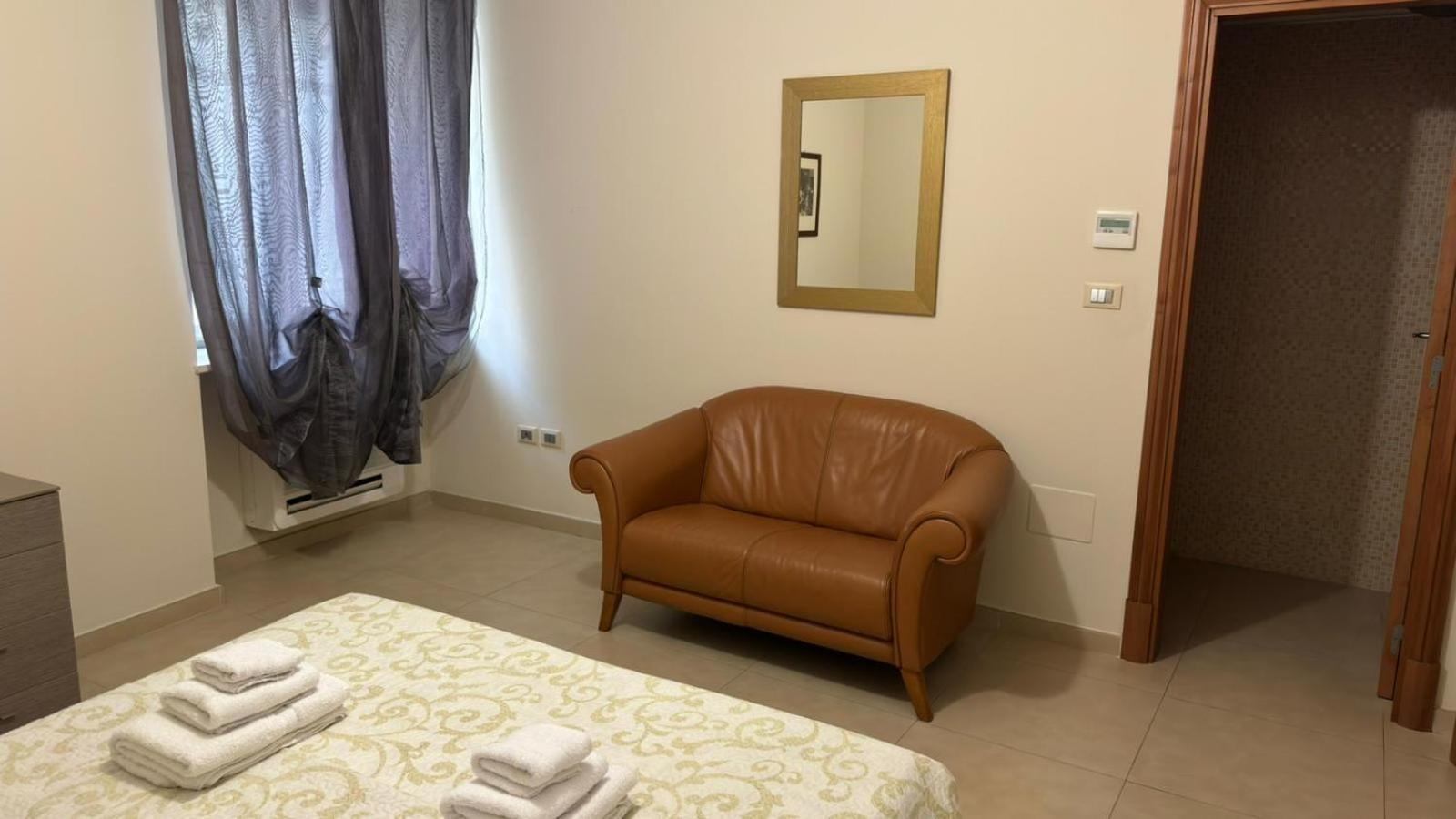 Appartamento Fontanella Deluxe บรินดิซิ ภายนอก รูปภาพ